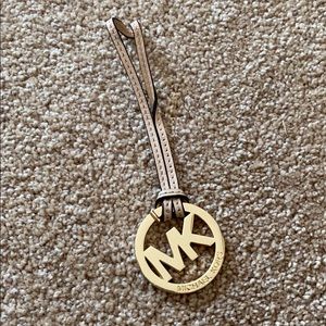 Michael Kors detachable logo for tote purse
